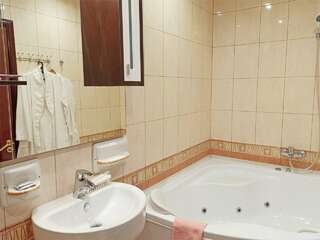 Гостиница Атлантик Рязань Семейный номер-9